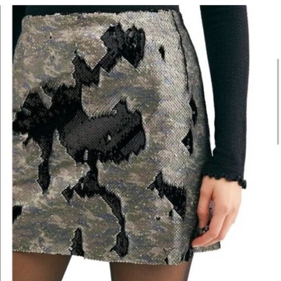 Cute skirt to update your look - Picture 5 of 6